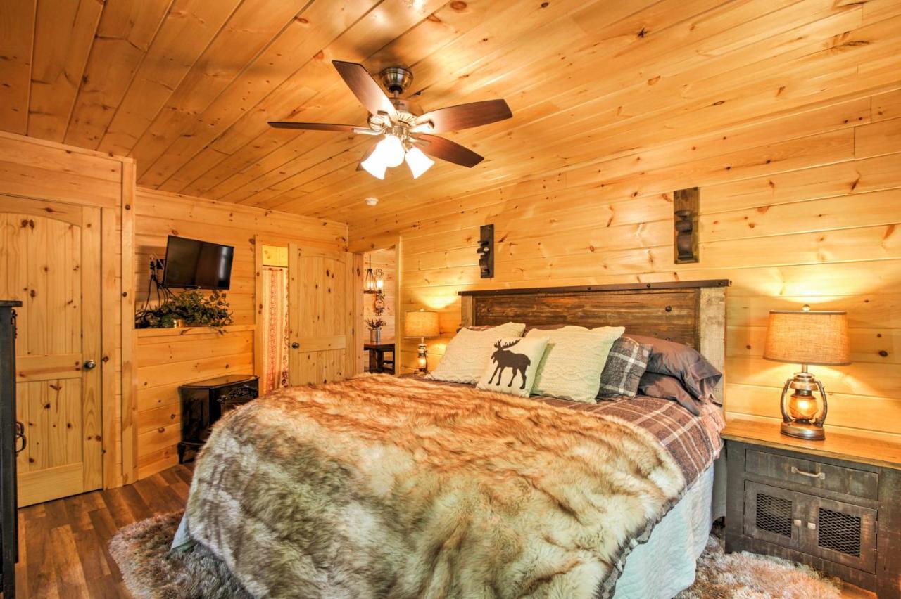 Gatlinburg Cabin With Hot Tub 5 Mi To Downtown ภายนอก รูปภาพ